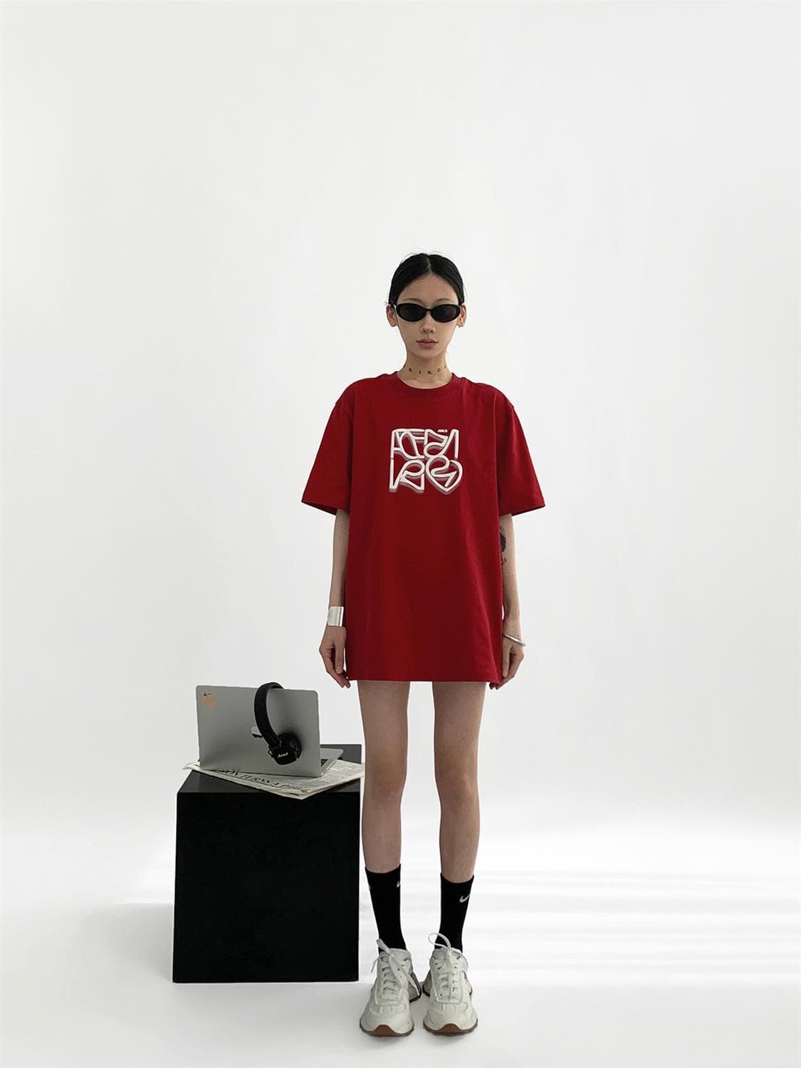 Heavyweight Cotton with Loose Fit and Ins T-shirt - Sharbhy