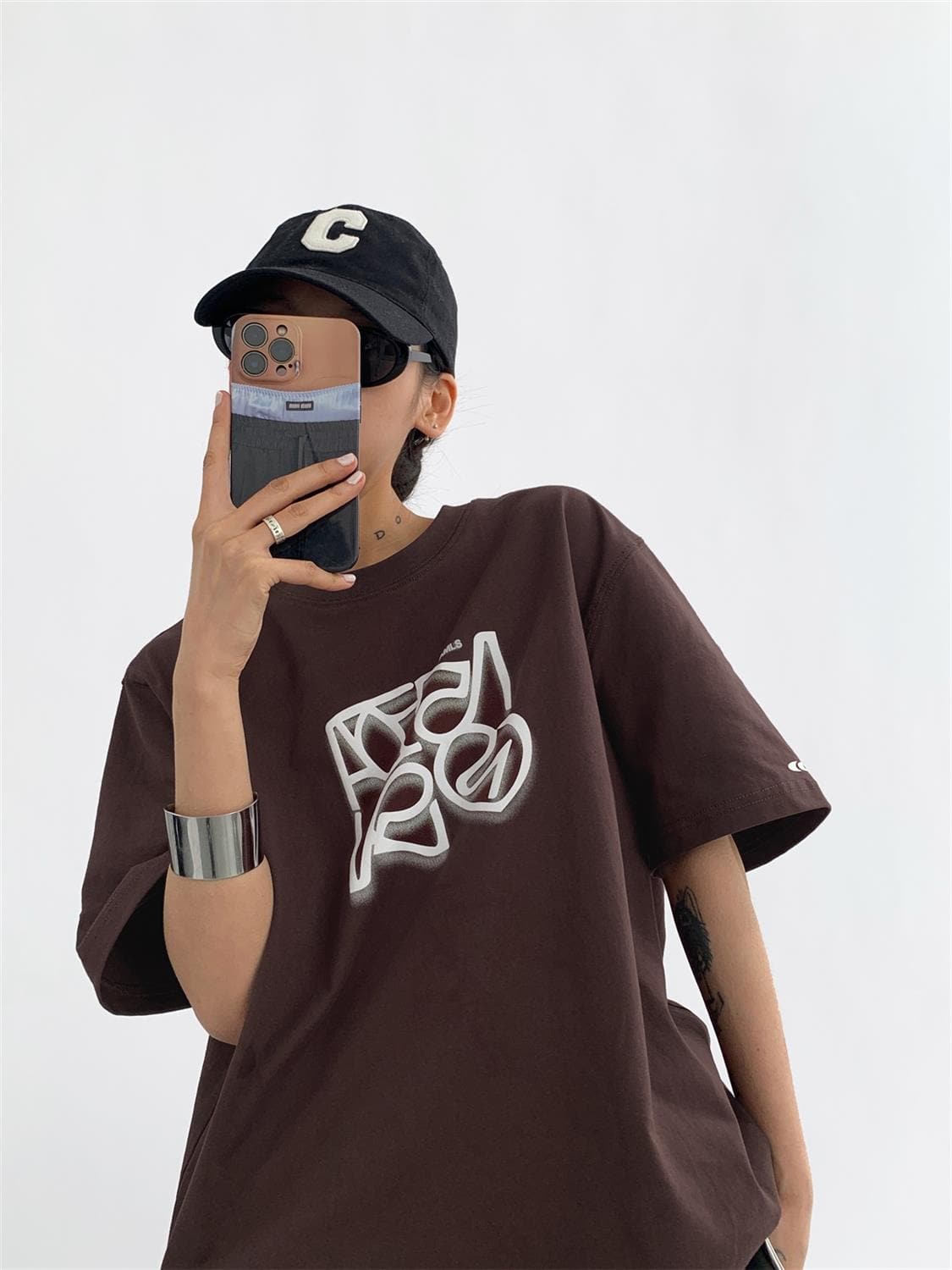 Heavyweight Cotton with Loose Fit and Ins T-shirt - Sharbhy