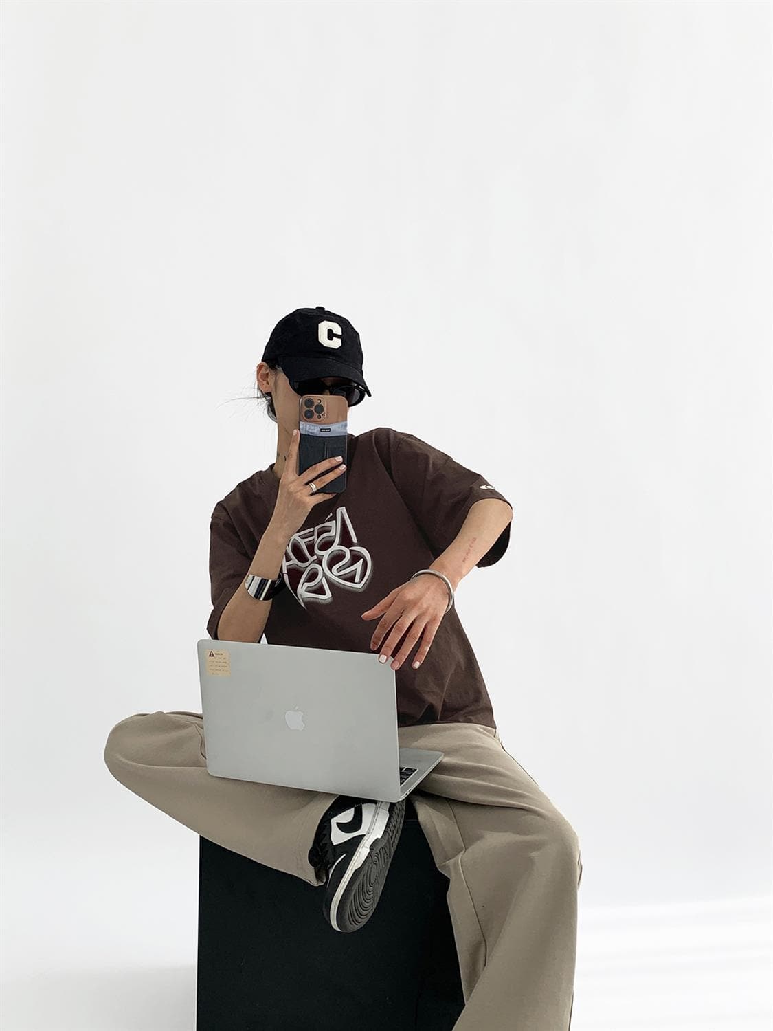 Heavyweight Cotton with Loose Fit and Ins T-shirt - Sharbhy