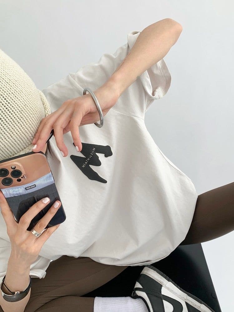 M Letter Print T-shirt - Sharbhy
